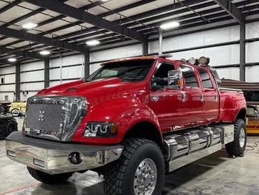 2005 Ford F-650 Super Truck 6-Door