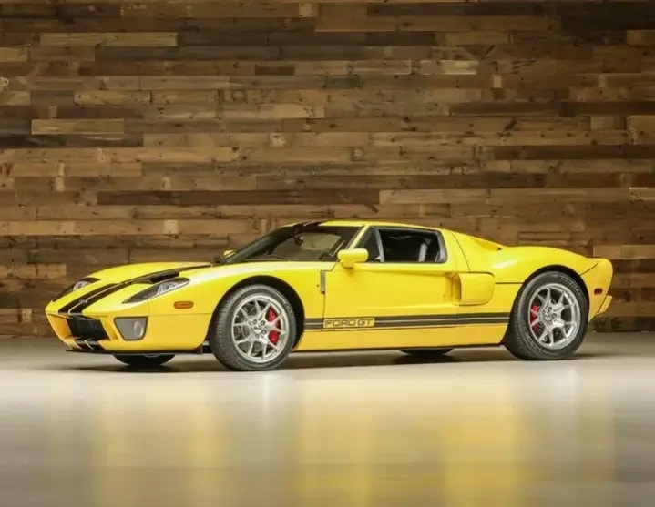 2005 Ford GT (Speed Yellow)