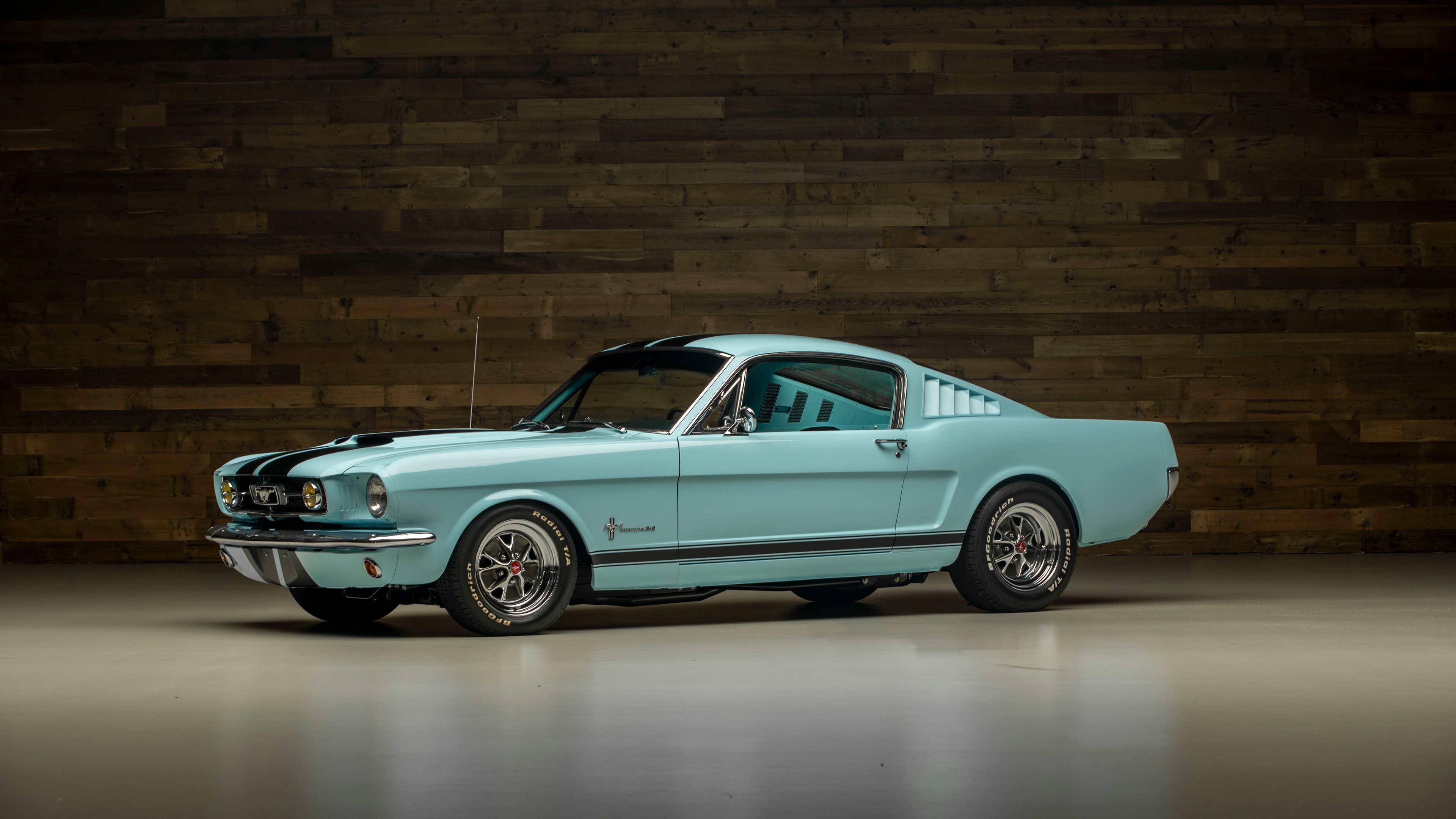 1965 Ford Mustang Restomod Fastback