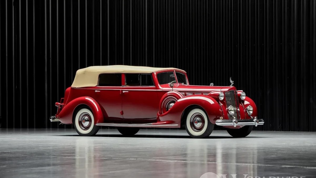 1938 Packard 1605 Super 8 Convertible Sedan