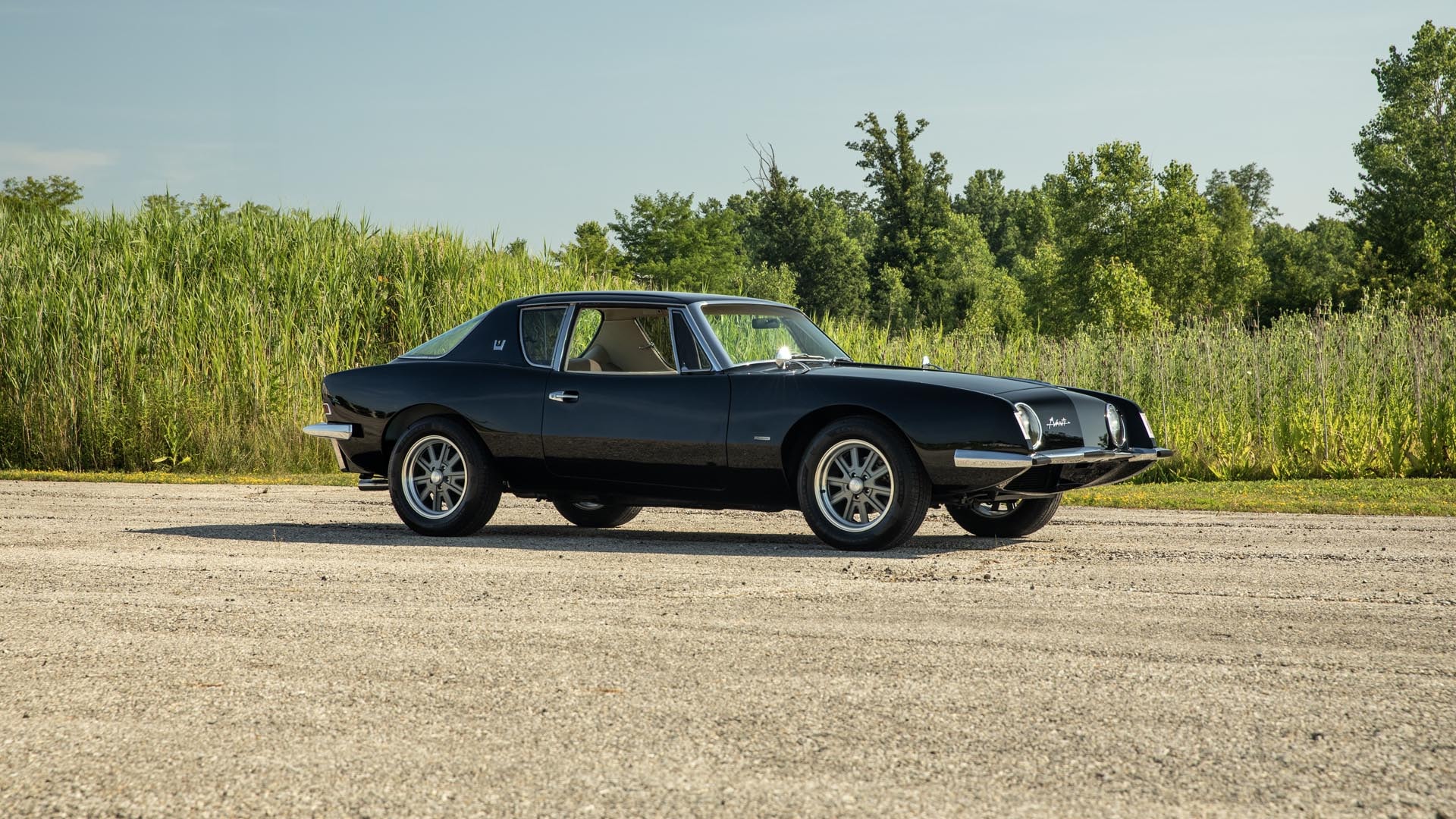 1963 Studebaker Avanti R2